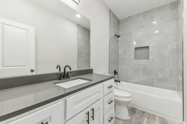 $1,800 | 106 County Road 3704, Splendora, TX 77372