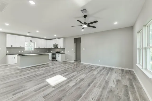 $1,800 | 106 County Road 3704, Splendora, TX 77372