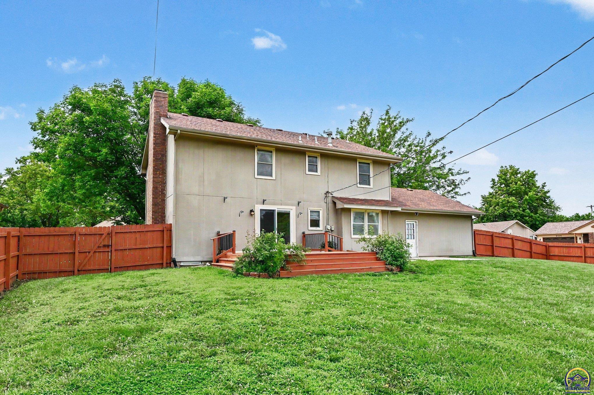 2500 Southwest Gainsboro Road Topeka, KS 66614 - Photo 24 of 27