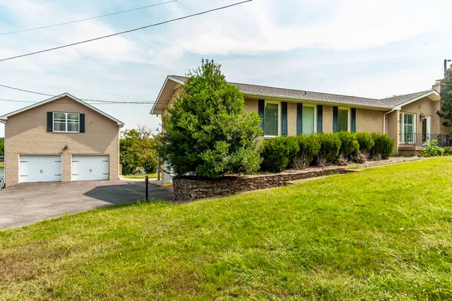 $4,850 | 135 Bay Drive, Hendersonville, TN 37075