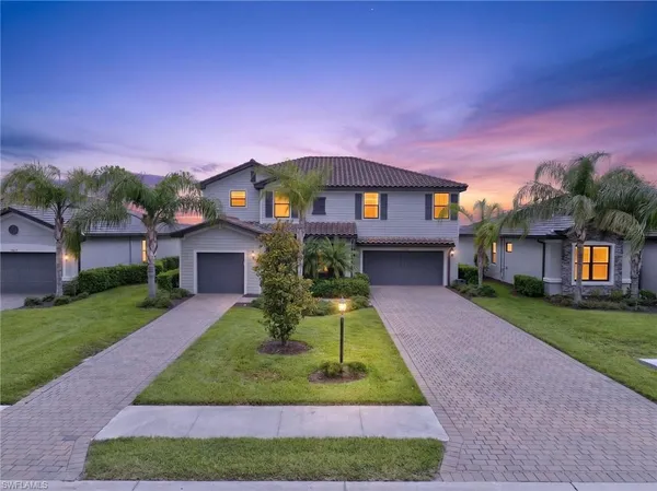 $775,000 | 19653 The Pl Boulevard, Estero, FL 33928