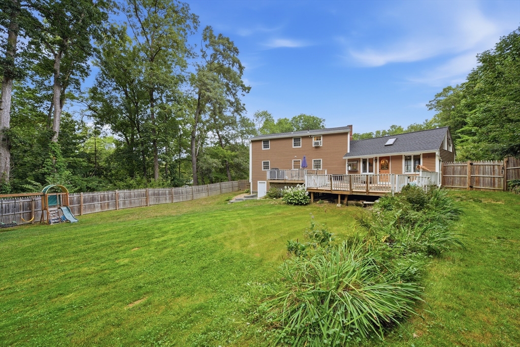 9 Westgate Road Billerica, MA 01862 - Photo 27 of 33 Gallery Image 27