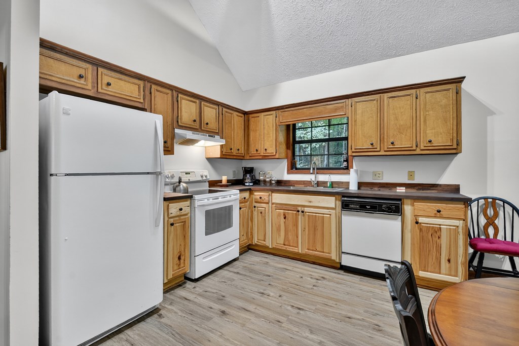 205 Spring Road Blairsville, GA 30512 - Photo 7 of 29 Gallery Image 7