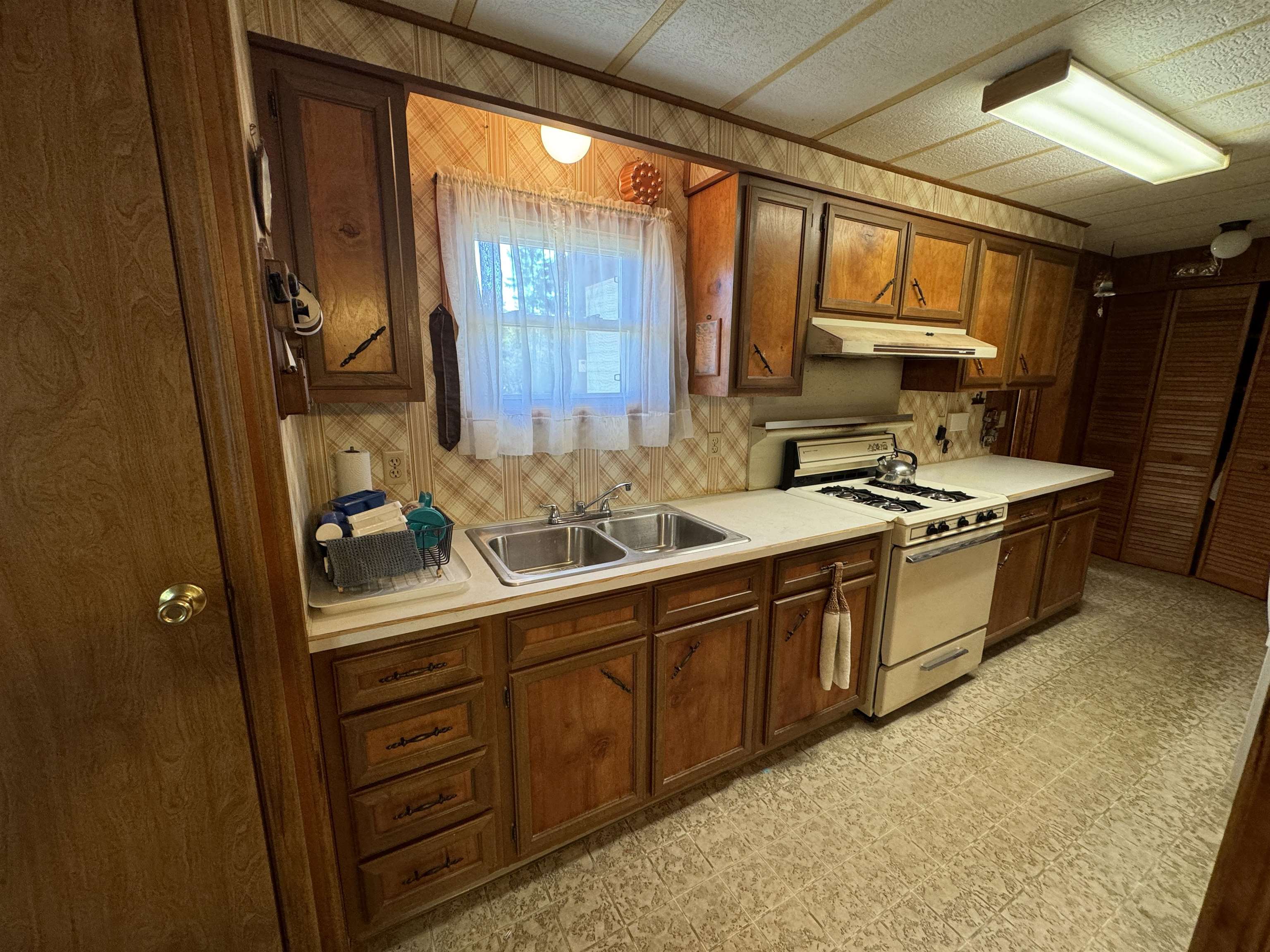 8126 West Kelly Road Lake City, MI 49651 - Photo 32 of 51 1927536-7e4a73cf-858f-4391-94de-0503e84c2998.JPG