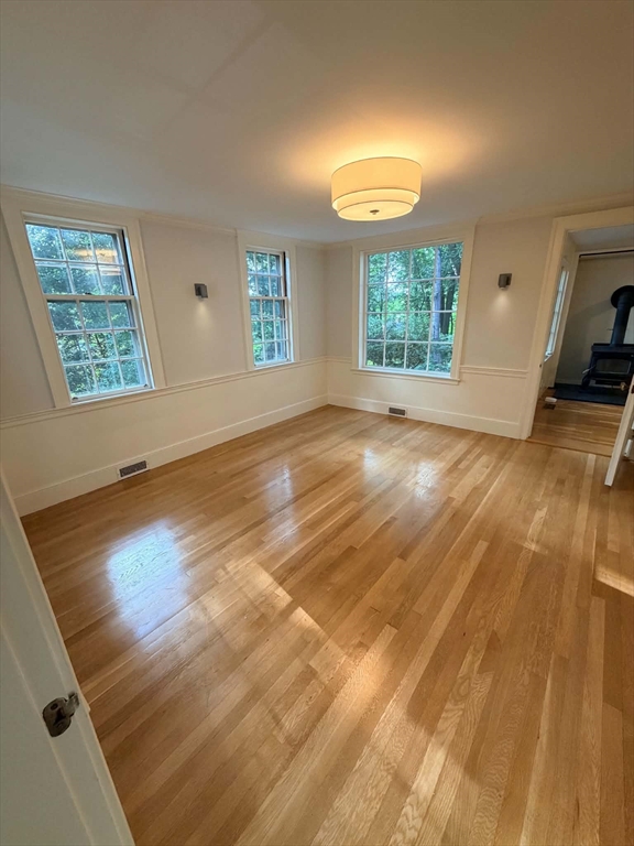 41 Locust Avenue Lexington, MA 02421 - Photo 17 of 34 Gallery Image 17