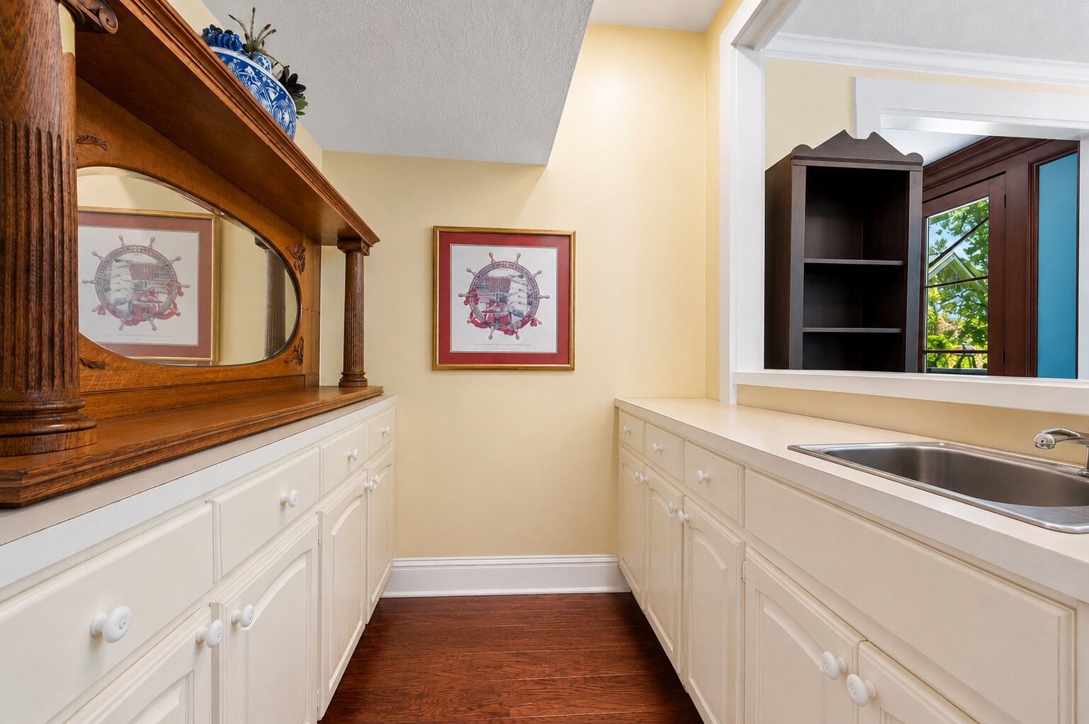 7639 Post Bridge Road Spring, TX 77389 - Photo 15 of 42 a bathroom with a sink and a bathtub