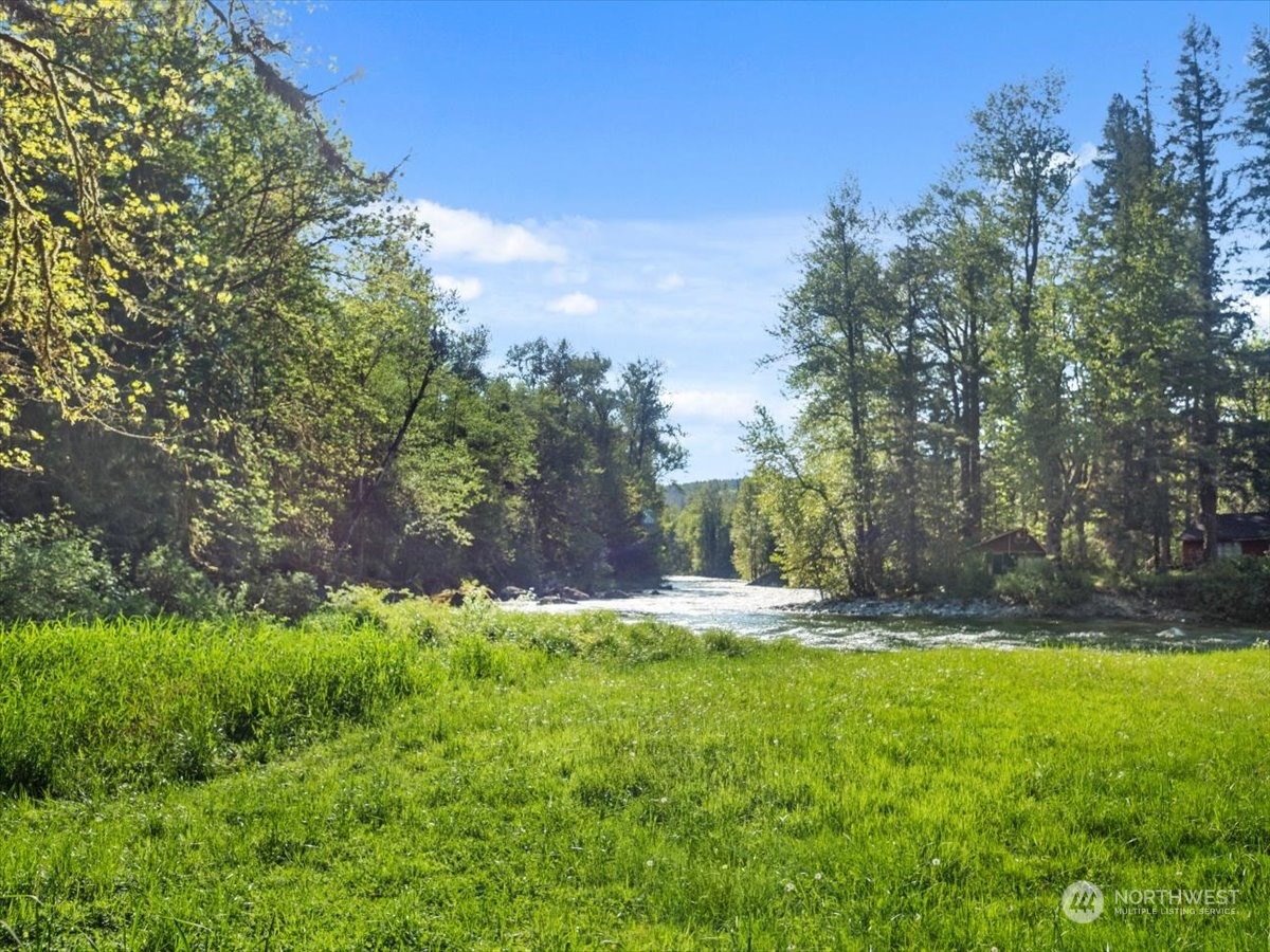 7821 Moon Valley Road Southeast North Bend, WA 98045 - Photo 5 of 40 Gallery Image 5