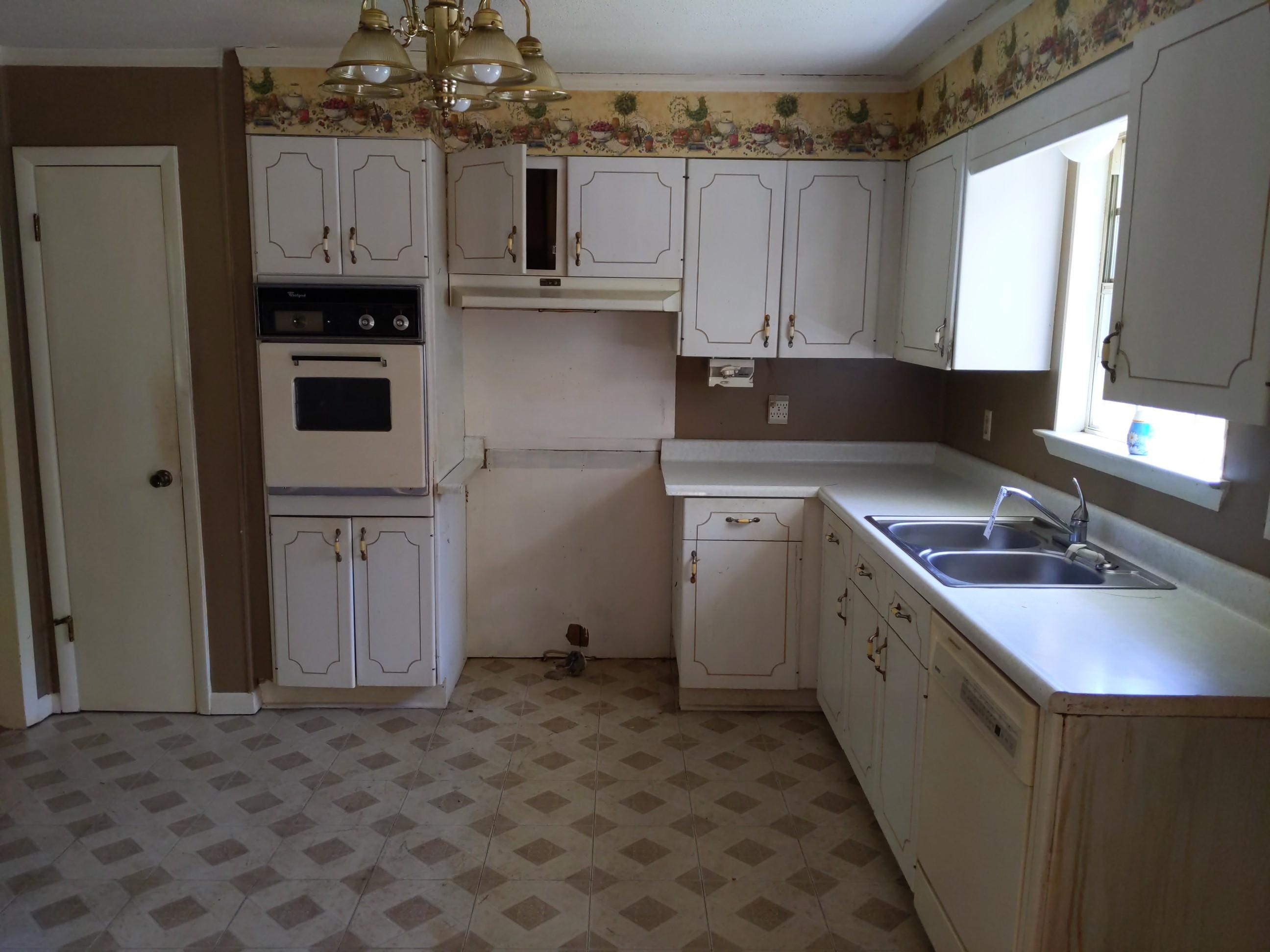 291 Jacobs Road Ringgold, GA 30736 - Photo 6 of 14 Kitchen
