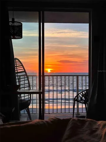 a view of lot of water heater room