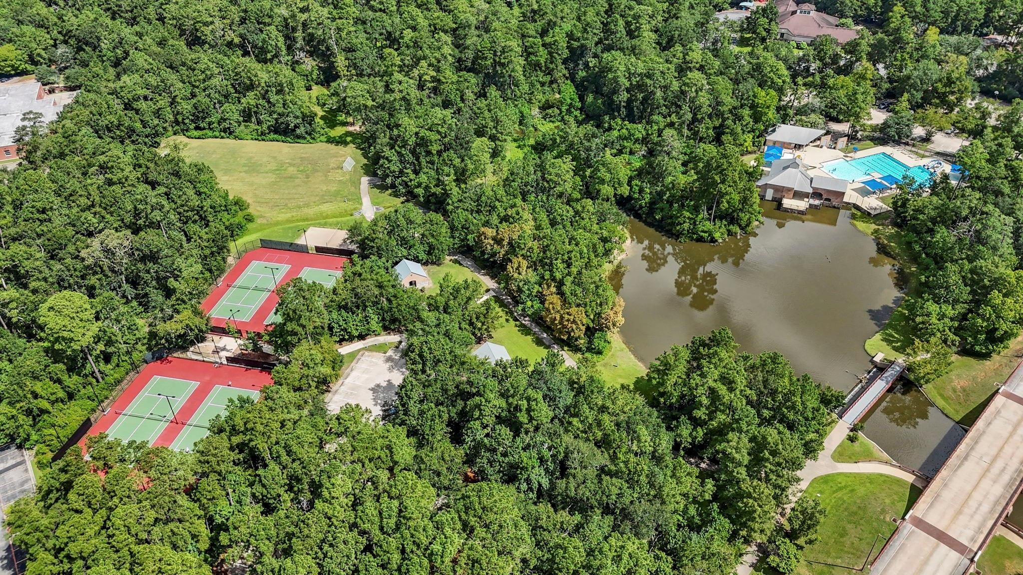 7 Verbena Bend Place Spring, TX 77382 - Photo 32 of 33 an aerial view of residential house with outdoor space and swimming pool