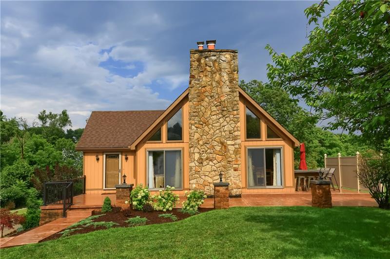 106 Quarry Road Washington, PA 15301 - Photo 2 of 24 Gallery Image 2