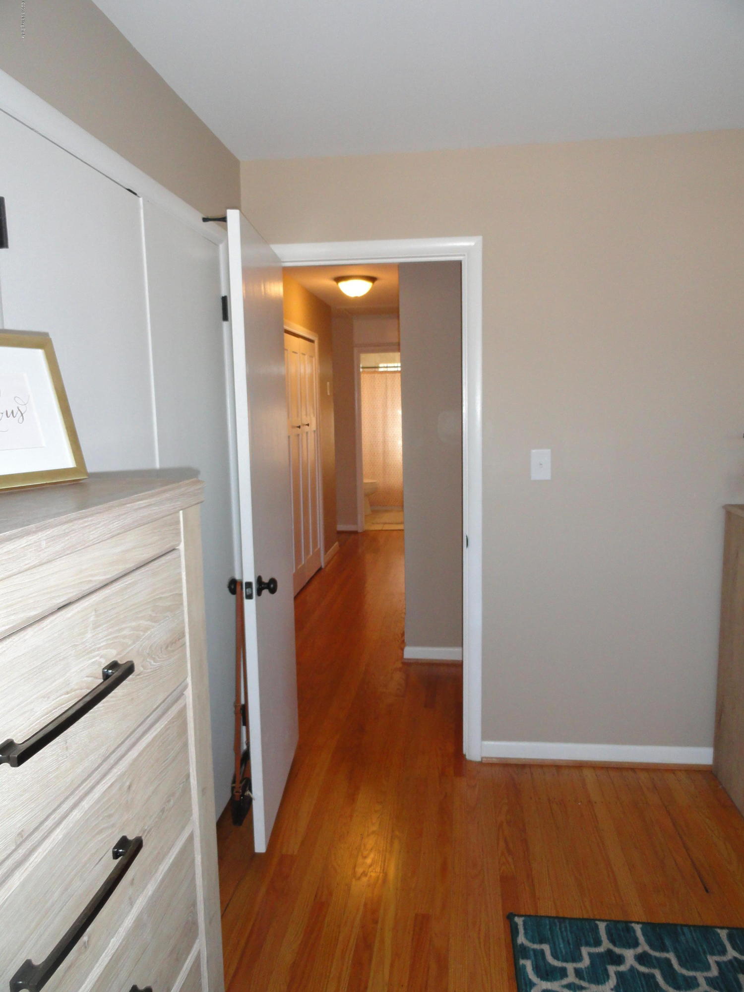 3729 Chatham Road Louisville, KY 40218 - Photo 20 of 29 DSC03877