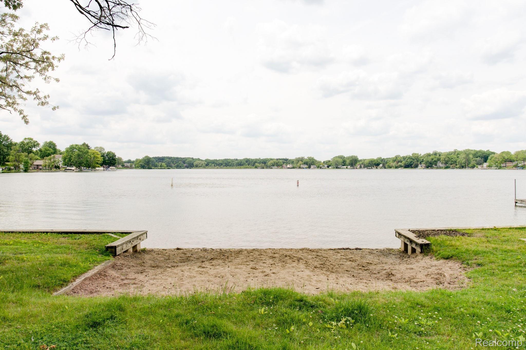 3545 Rush Lake Road Pinckney, MI 48169 - Photo 40 of 41 Rush Lake-40.jpg