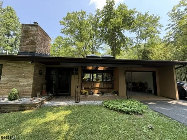 $695,000 | 76 Mt Pleasant Turnpike, Denville, NJ 07834