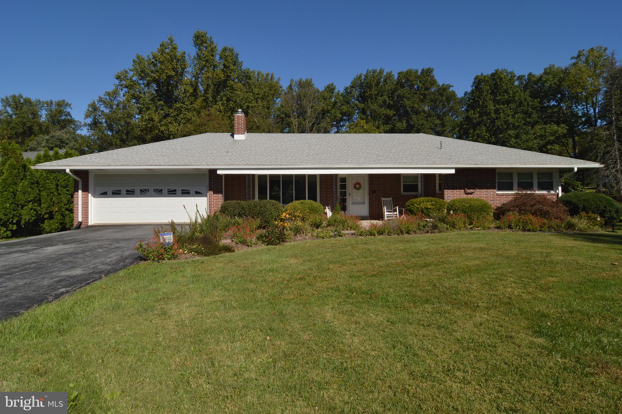 307 North Tulpehocken Road Reading, PA 19601 - Photo 1 of 28