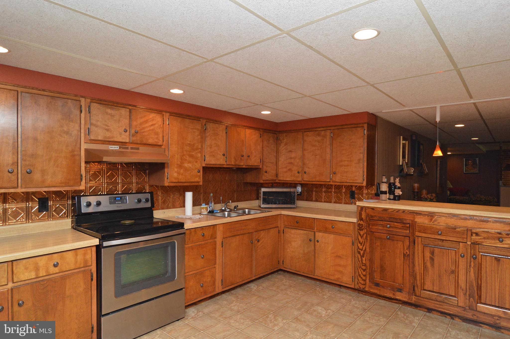 307 North Tulpehocken Road Reading, PA 19601 - Photo 22 of 28