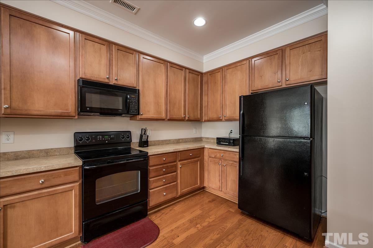 4606 Merendino Street Raleigh, NC 27606 - Photo 6 of 25 Gallery Image 6