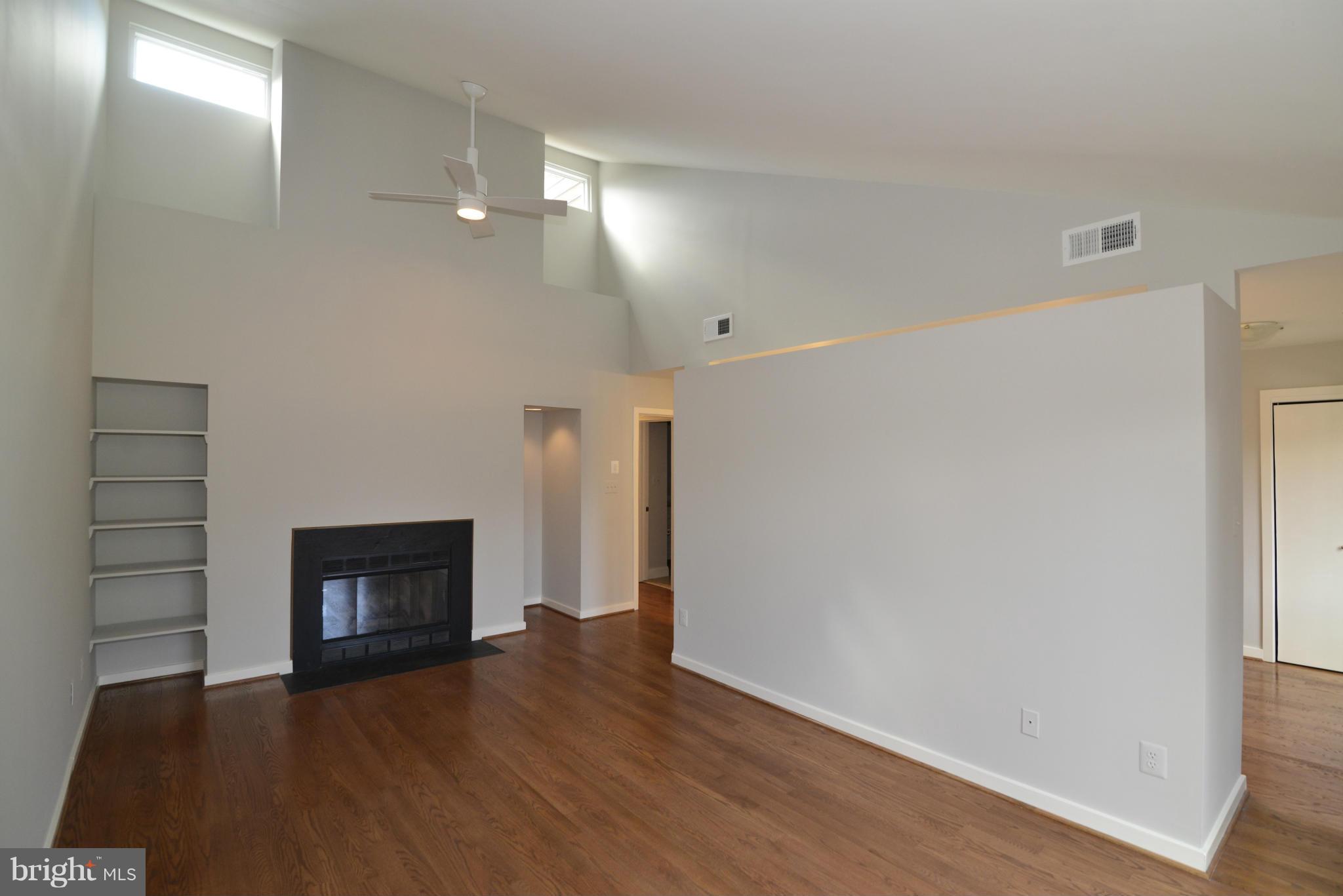 2223 Cedar Cove Court Reston, VA 20191 - Photo 13 of 30 Bedroom (Master)