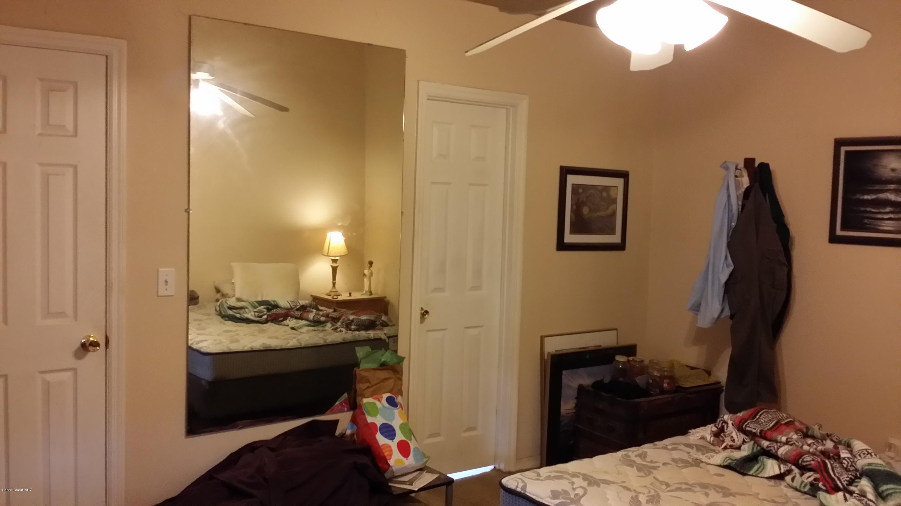 396 Hanford Road Southwest Palm Bay, FL 32908 - Photo 11 of 18 Hanford Master Bedroom
