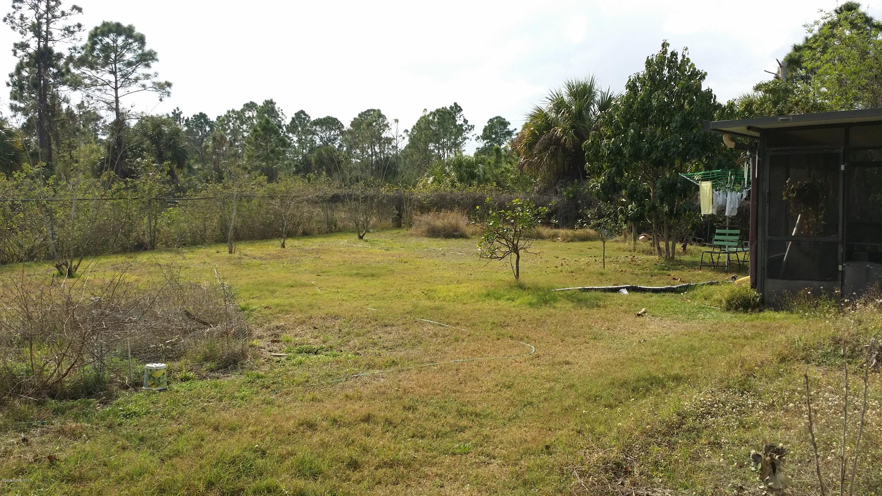 396 Hanford Road Southwest Palm Bay, FL 32908 - Photo 18 of 18 Backyard2