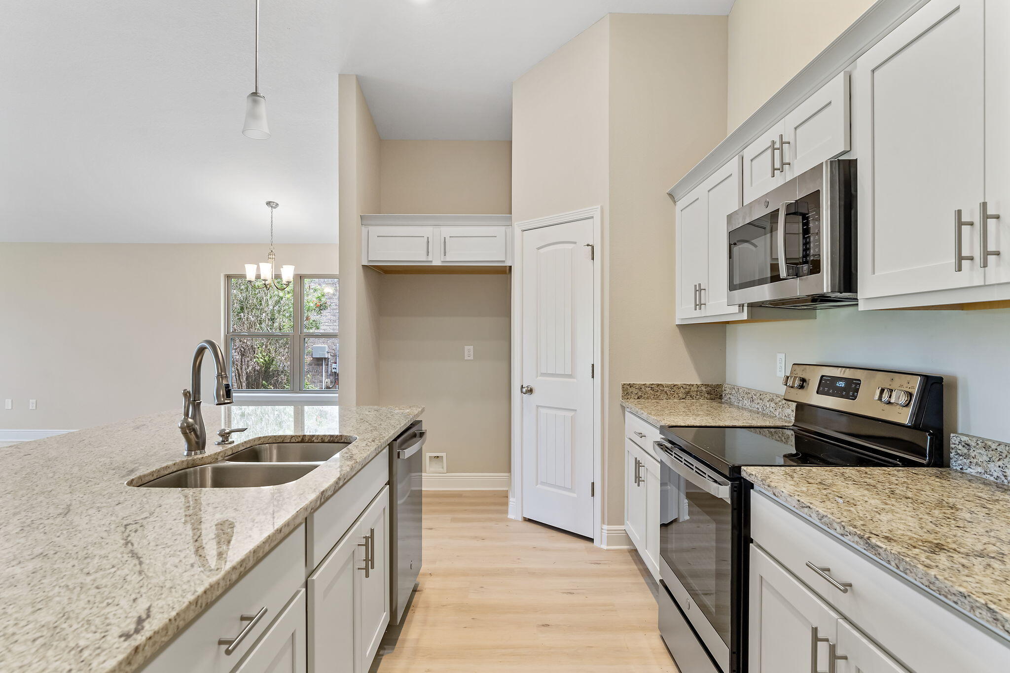 10136 American Farms Road Milton, FL 32583 - Photo 11 of 19 Gallery Image 11