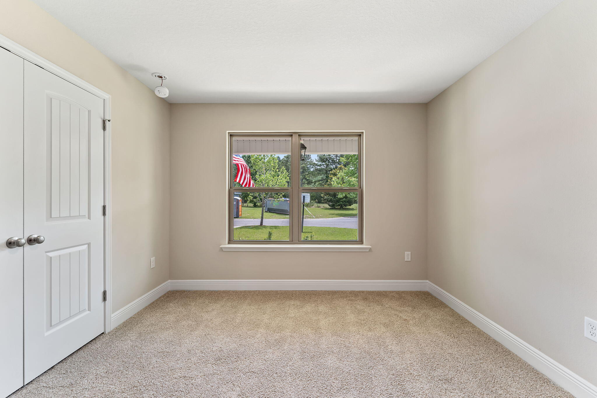10136 American Farms Road Milton, FL 32583 - Photo 3 of 19 Gallery Image 3