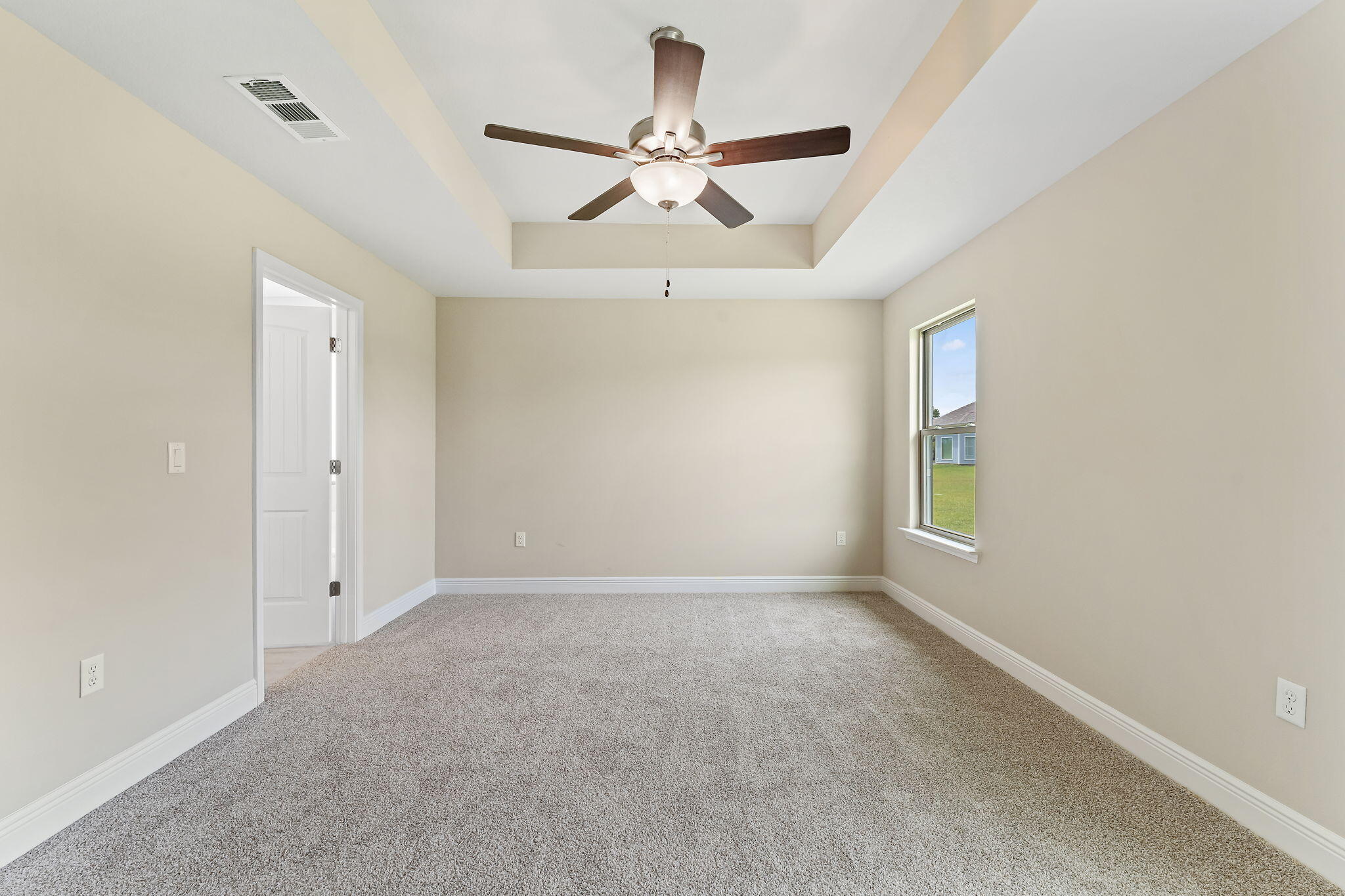 10136 American Farms Road Milton, FL 32583 - Photo 5 of 19 Gallery Image 5