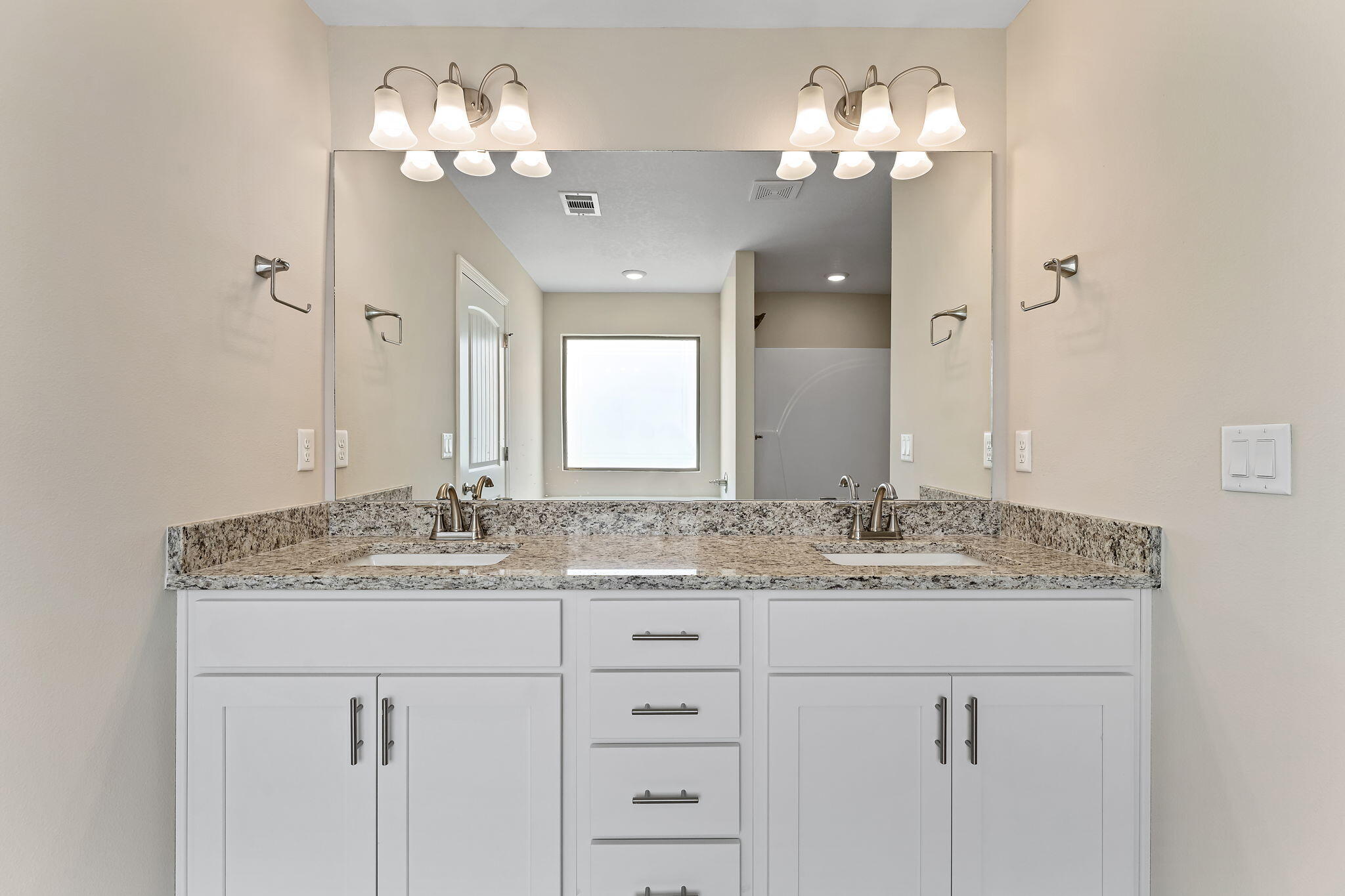 10136 American Farms Road Milton, FL 32583 - Photo 6 of 19 Gallery Image 6