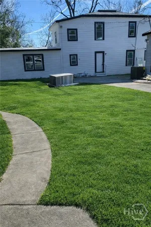 $1,600 | 1611 East Henry Street, Unit 1/2 A, Savannah, GA 31404