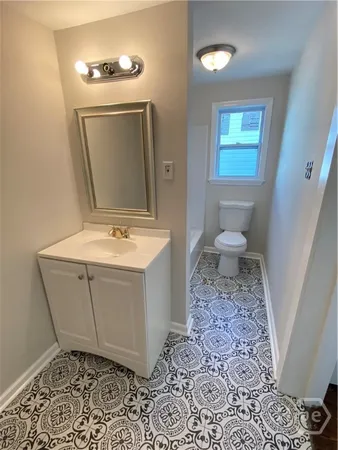 $1,600 | 1611 East Henry Street, Unit 1/2 A, Savannah, GA 31404