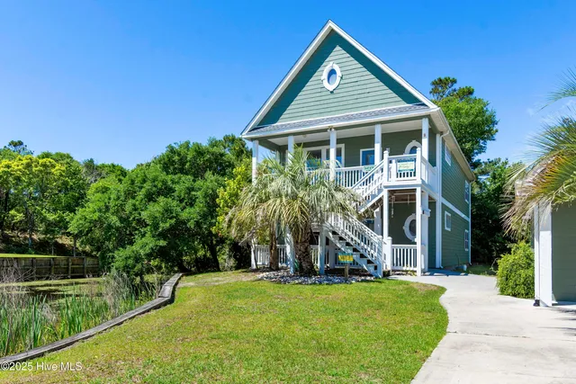 $2,500 | 207 Aberlady Bay, Unit UP, Emerald Isle, NC 28594