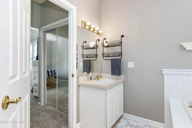 $2,500 | 207 Aberlady Bay, Unit UP, Emerald Isle, NC 28594