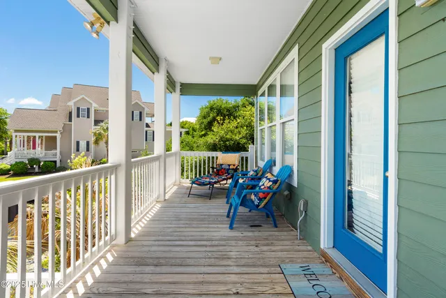 $2,500 | 207 Aberlady Bay, Unit UP, Emerald Isle, NC 28594