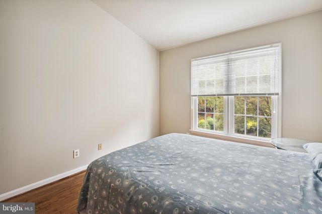 $635,000 | 135 Gretna Green Court, Unit IX48, Alexandria, VA 22304