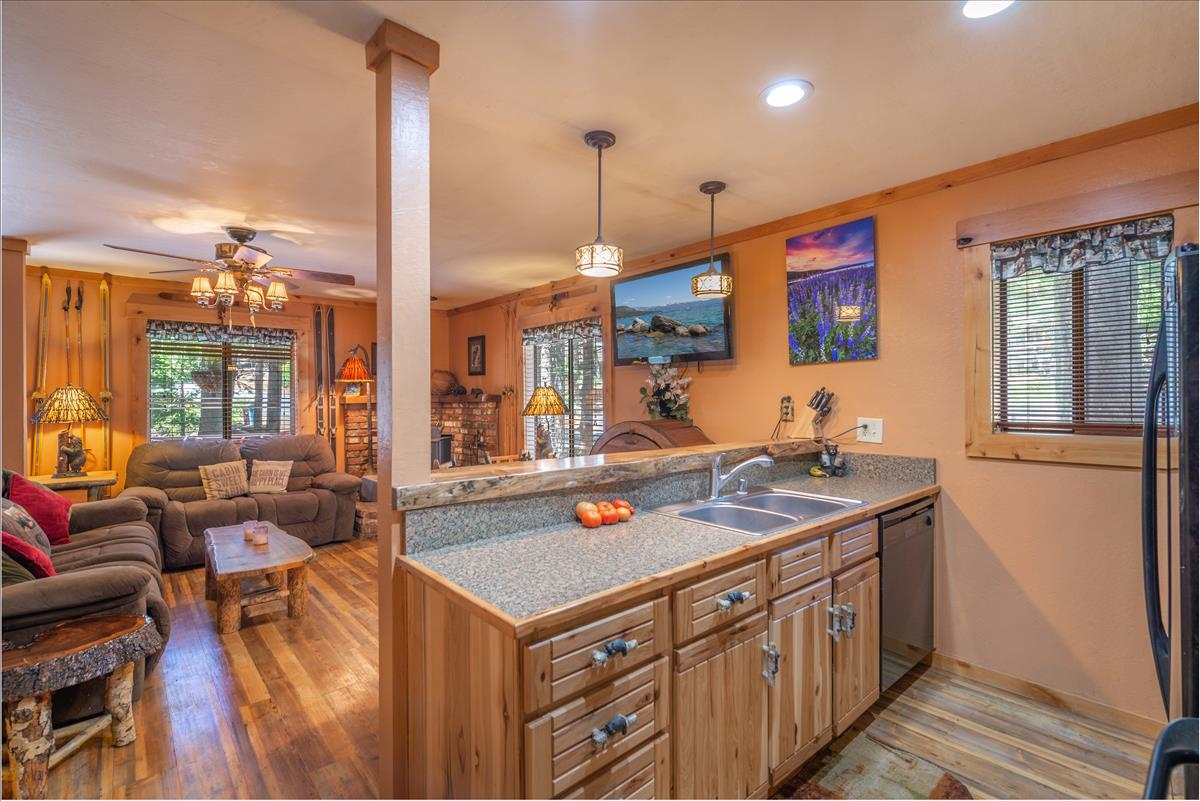 3810 Forest Road Carnelian Bay, CA 96140 - Photo 10 of 15