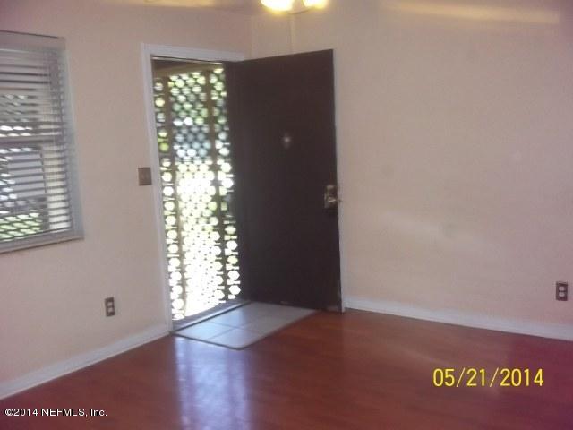 7116 May Apple Road Jacksonville, FL 32211 - Photo 6 of 13 Lr