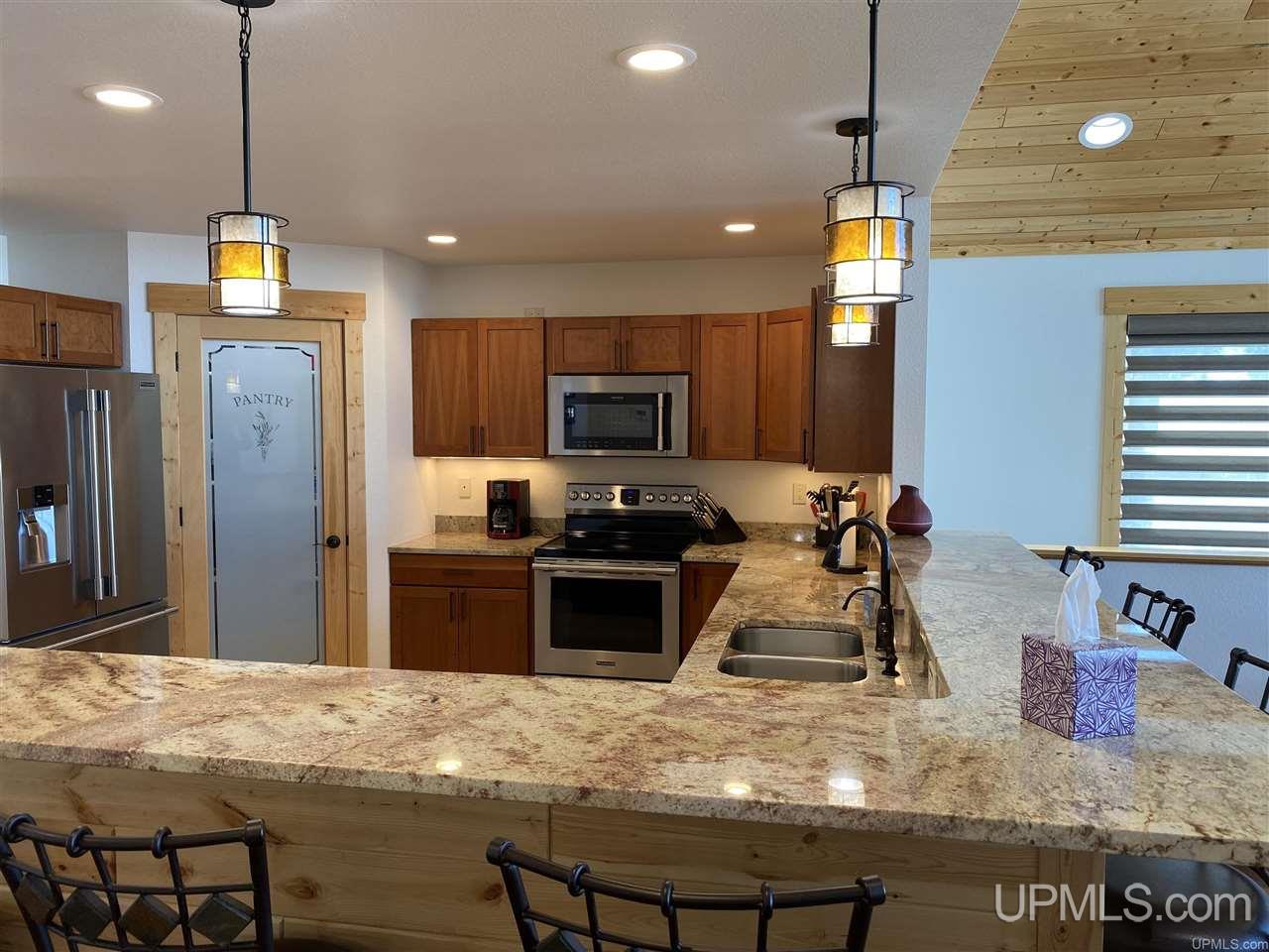 13549 East Shore Road Bergland, MI 49910 - Photo 6 of 50