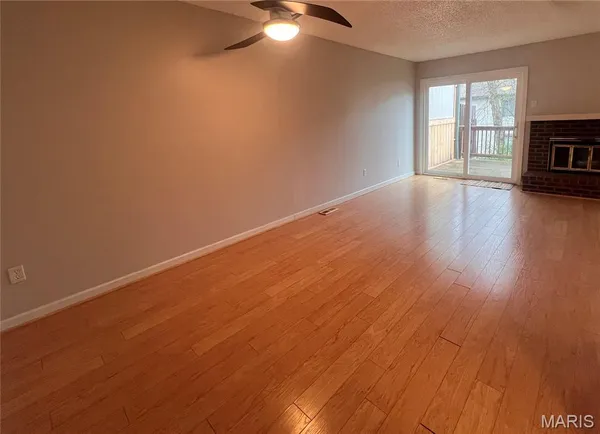 $250,000 | 2038 Silent Spring Drive, Maryland Heights, MO 63043