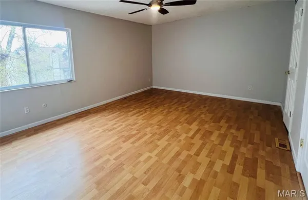 $250,000 | 2038 Silent Spring Drive, Maryland Heights, MO 63043