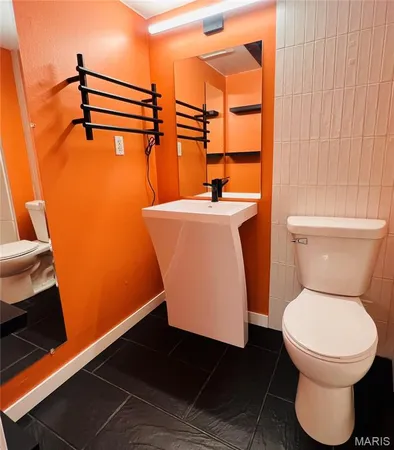 $250,000 | 2038 Silent Spring Drive, Maryland Heights, MO 63043