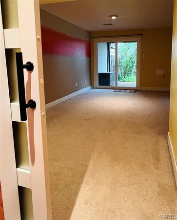 $250,000 | 2038 Silent Spring Drive, Maryland Heights, MO 63043