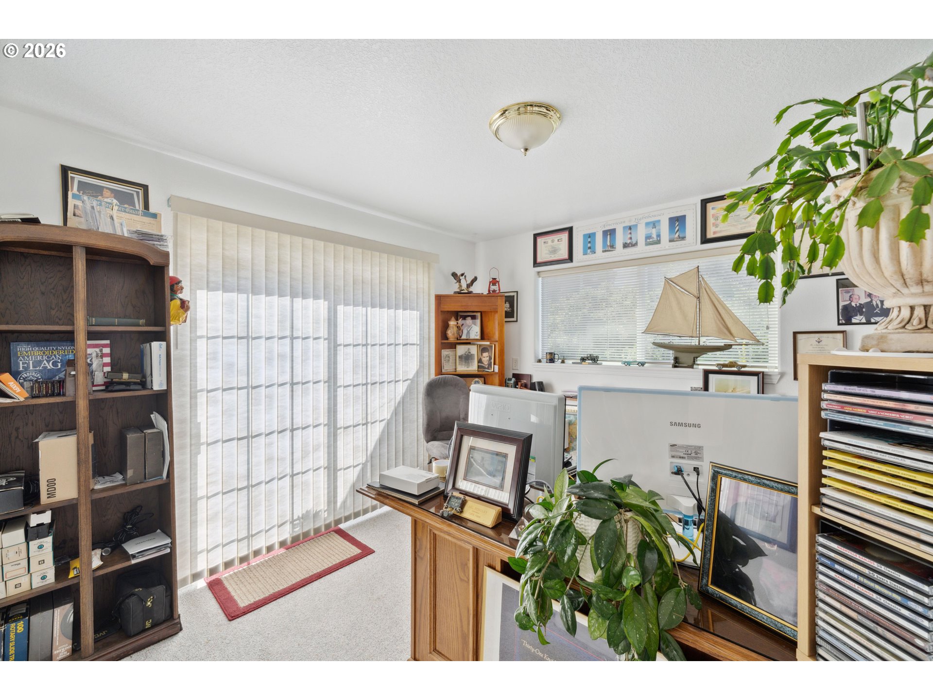 805 Lisa Place Coos Bay, OR 97420 - Photo 14 of 47 a view of workspace with wooden floor