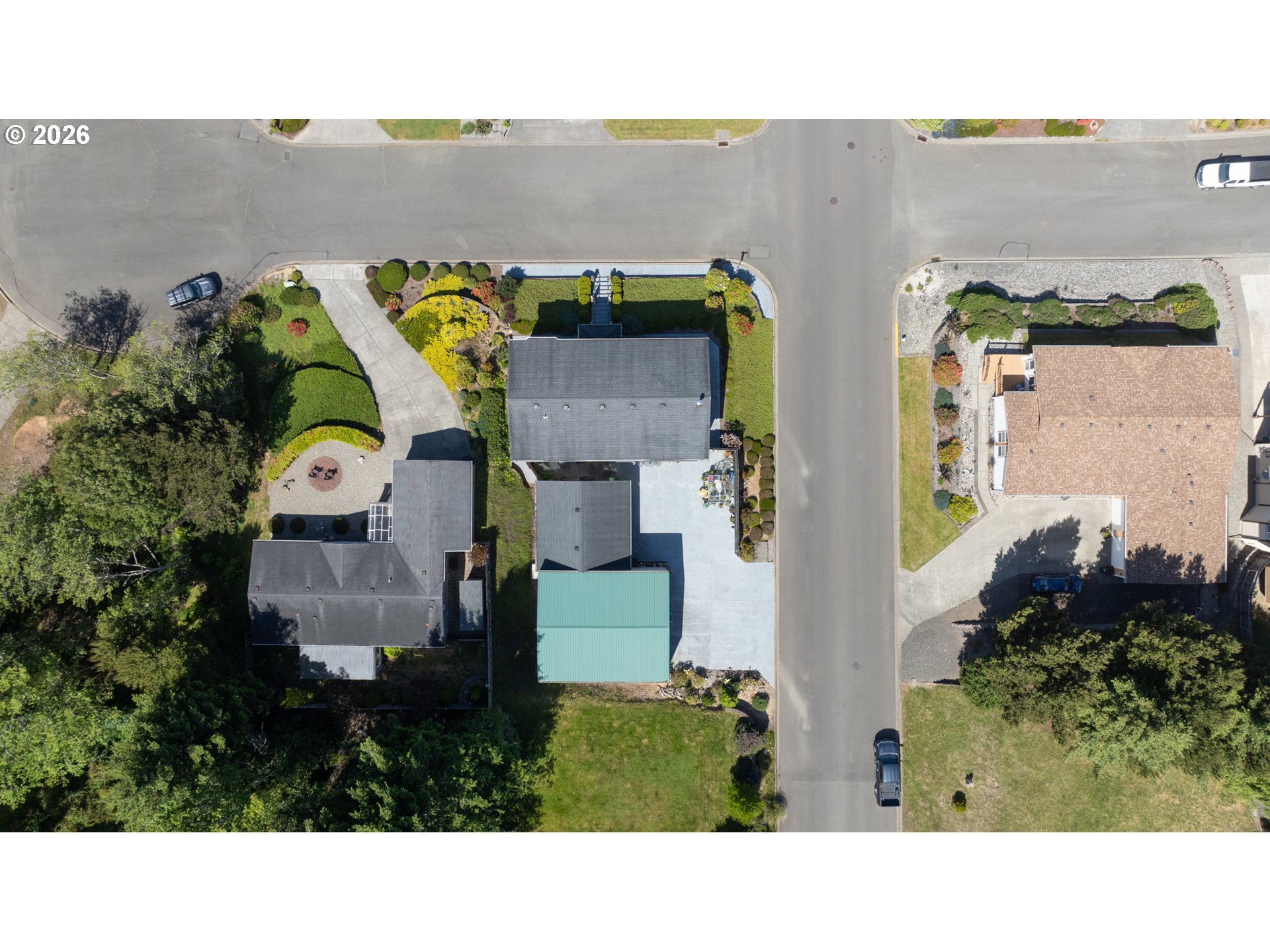 805 Lisa Place Coos Bay, OR 97420 - Photo 35 of 47 an aerial view of a house
