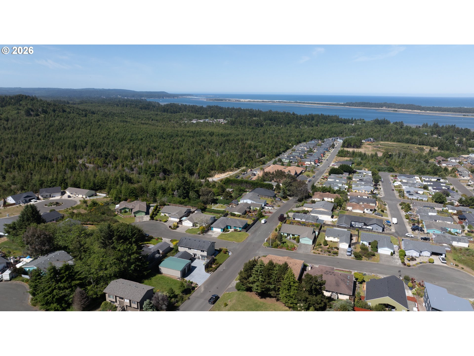 805 Lisa Place Coos Bay, OR 97420 - Photo 42 of 47