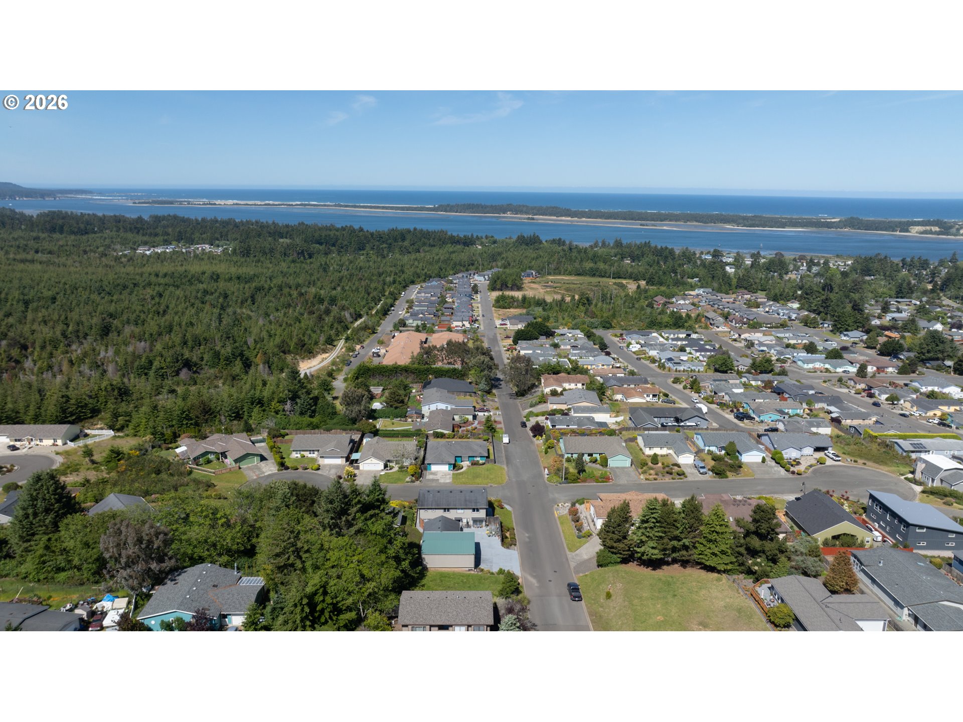 805 Lisa Place Coos Bay, OR 97420 - Photo 43 of 47 a view of city and ocean