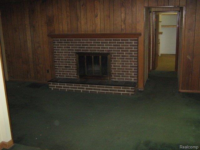 1831 Mackwood Road Rochester, MI 48307 - Photo 6 of 17 FAMILY B