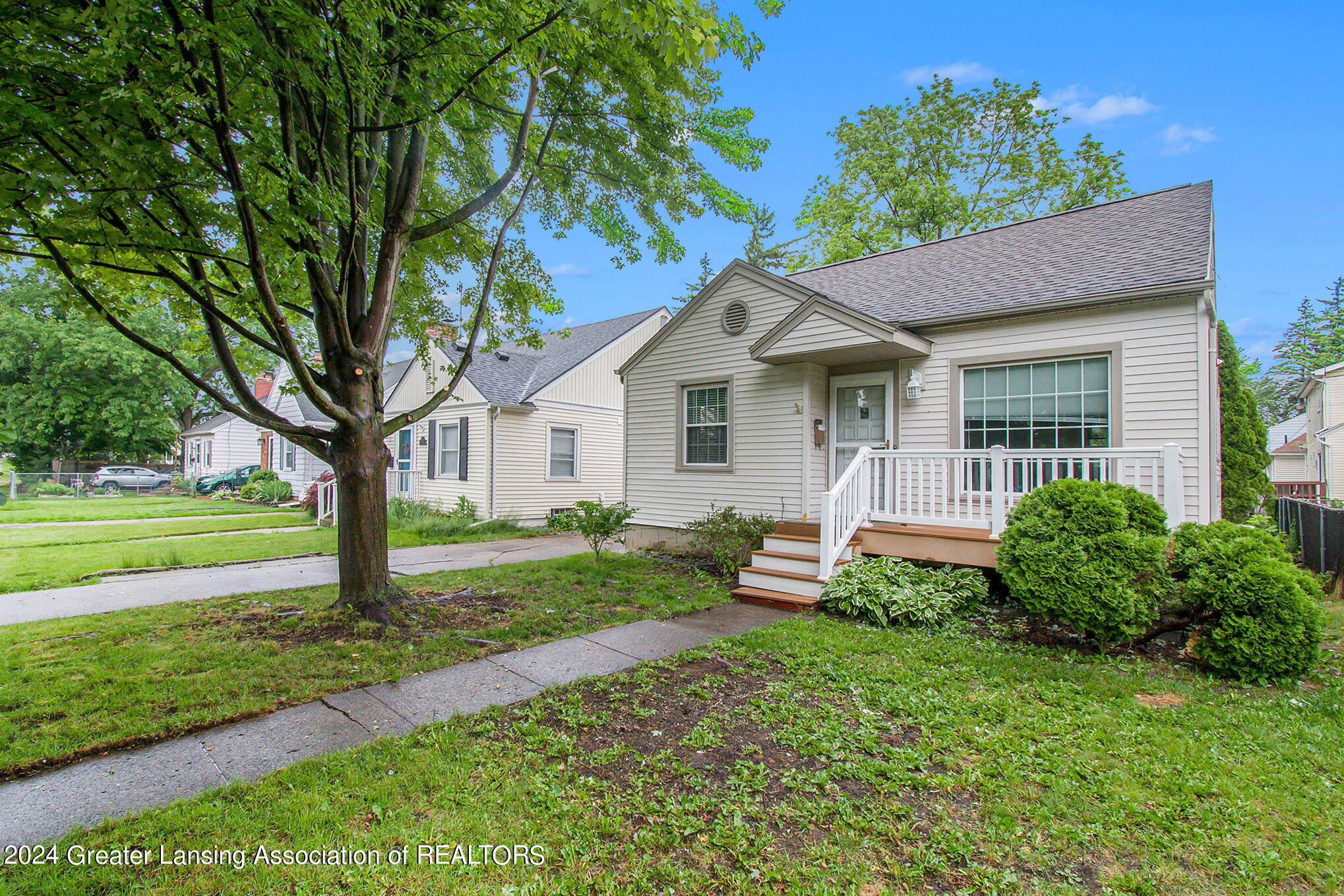 619 Riley Street Lansing, MI 48910 - Photo 15 of 15 004_ndp6928