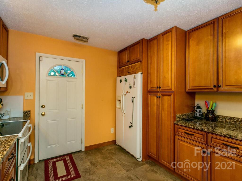 685 Flint Hill Road Alexander, NC 28701 - Photo 16 of 39 Gallery Image 16