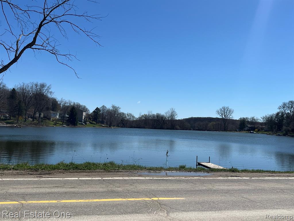 0 North Conklin Road Lake Orion, MI 48362 - Photo 2 of 8 Gallery Image 2