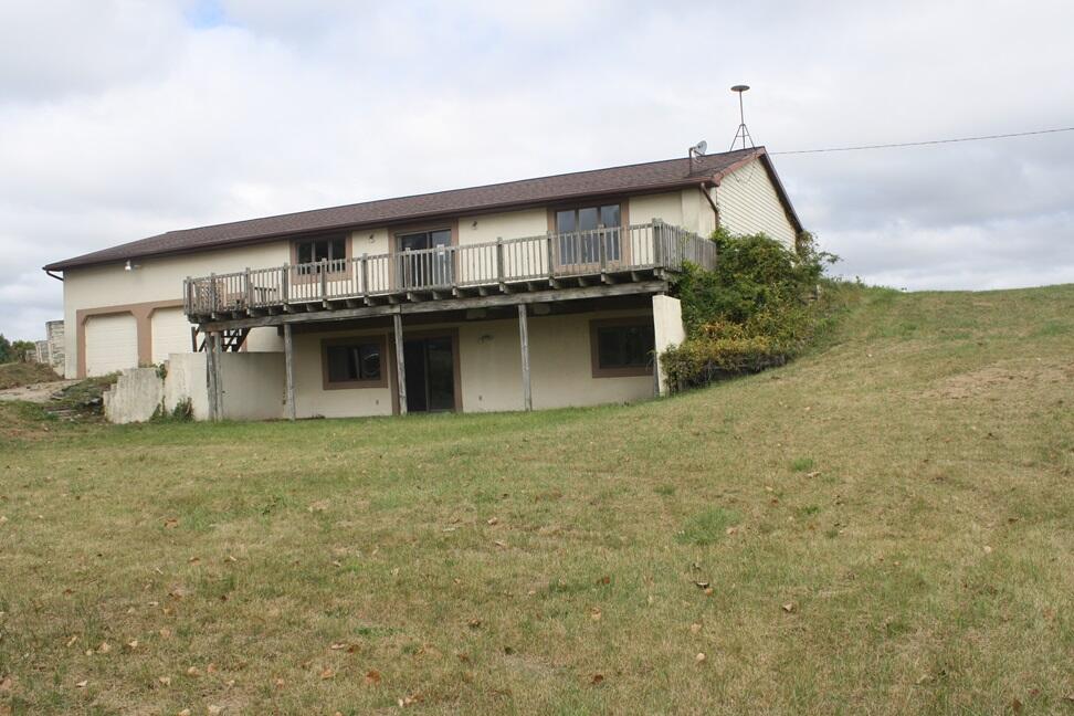 5405 Condensery Road Sheridan, MI 48884 - Photo 1 of 17 IMG_1878